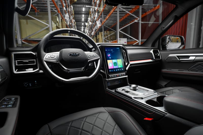 Cockpit des JAC T9 Pickup